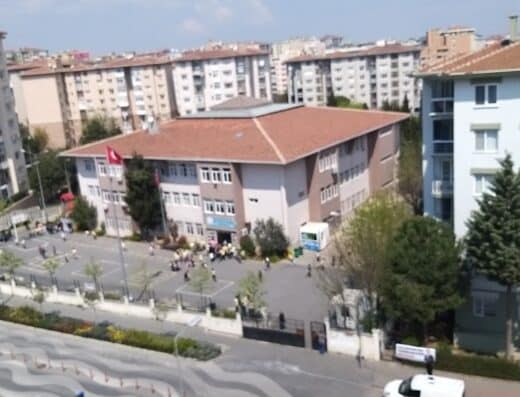 Dr. Sadık Ahmet İlkokulu
