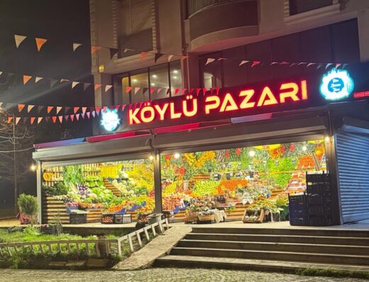 KÖYLÜ PAZARI