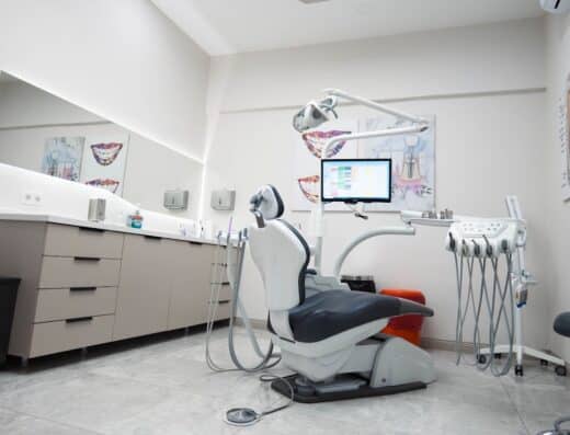 Lotus Diş Kliniği | Mimaroba Ağız ve Diş Sağlığı