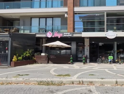 NAZE Bayan Kuaförü