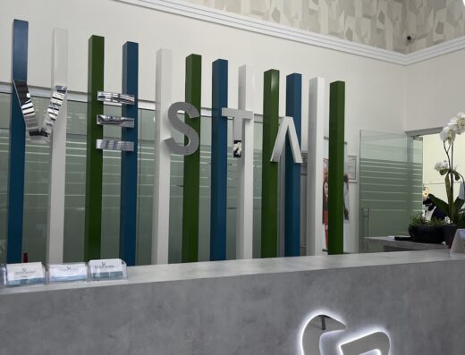 Vesta Klinik Ağız ve Diş Sağlığı Polikliniği Mimaroba BÜYÜKÇEKMECE