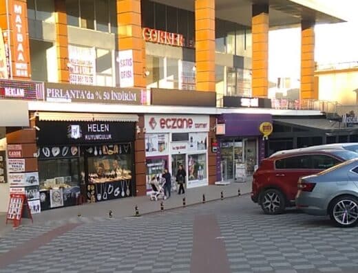 CORNER Eczanesi