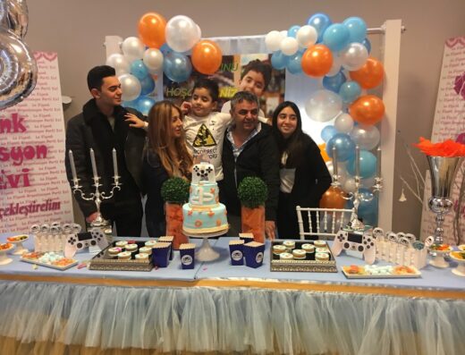 Le Fiyonk Parti Evi