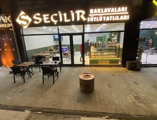 SEÇİLİR Baklavaları