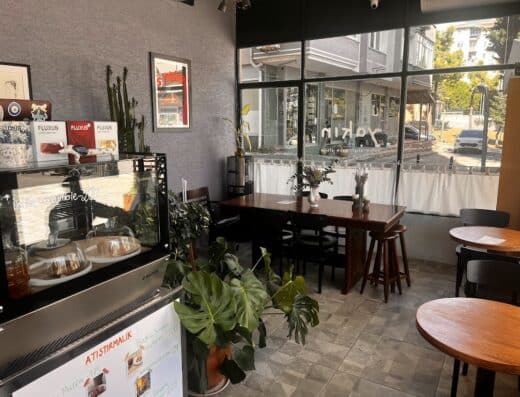 YAKIN No1F4 Cafe – Atölye